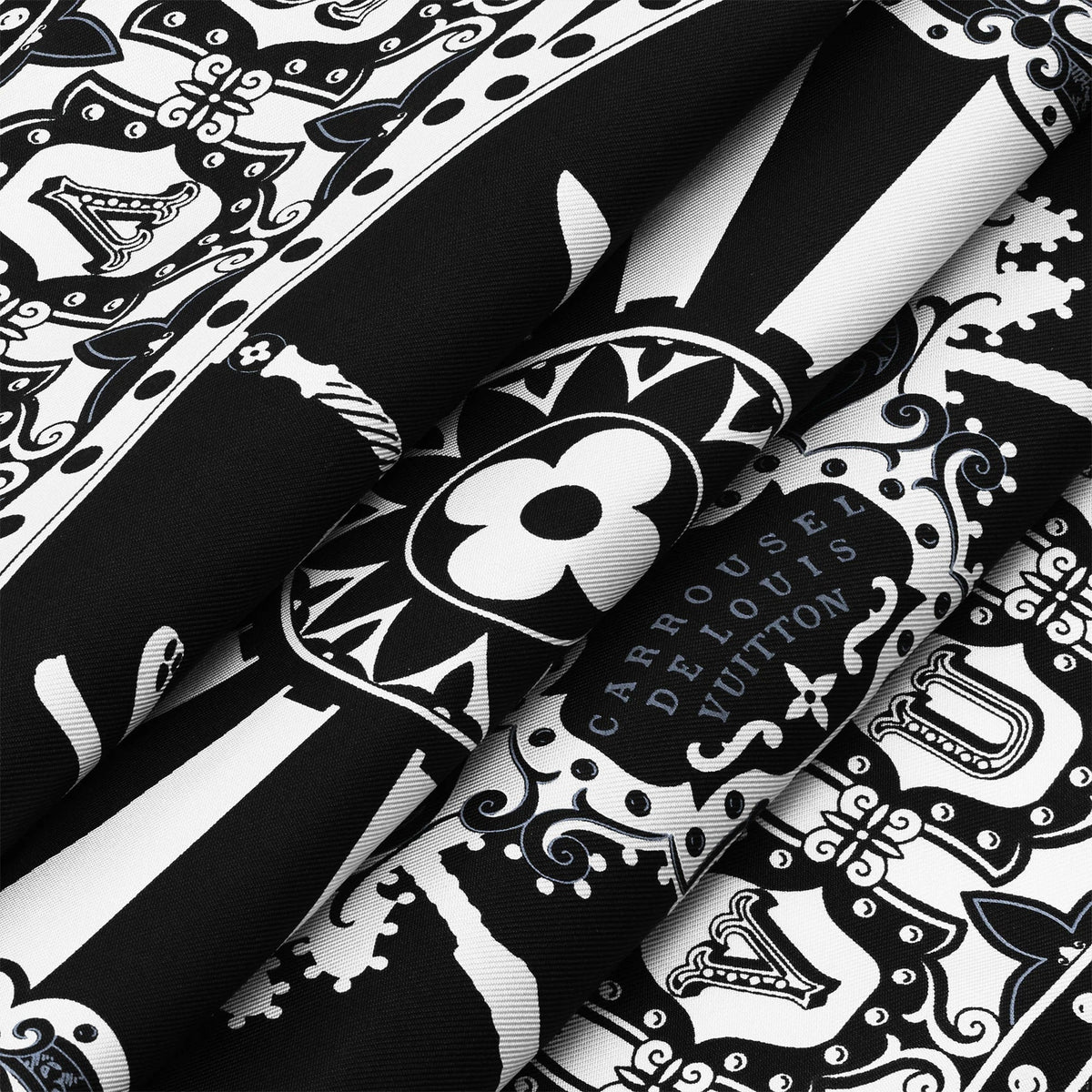 LV Carrousel Square 70