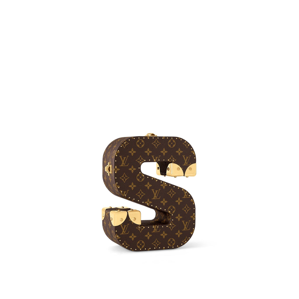 Letter Trunk S