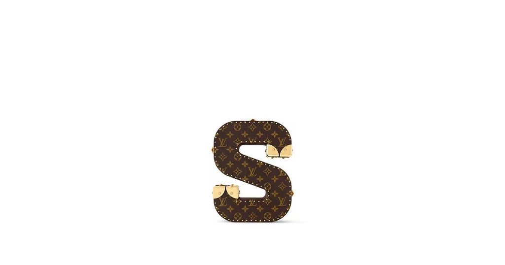 Letter Trunk S