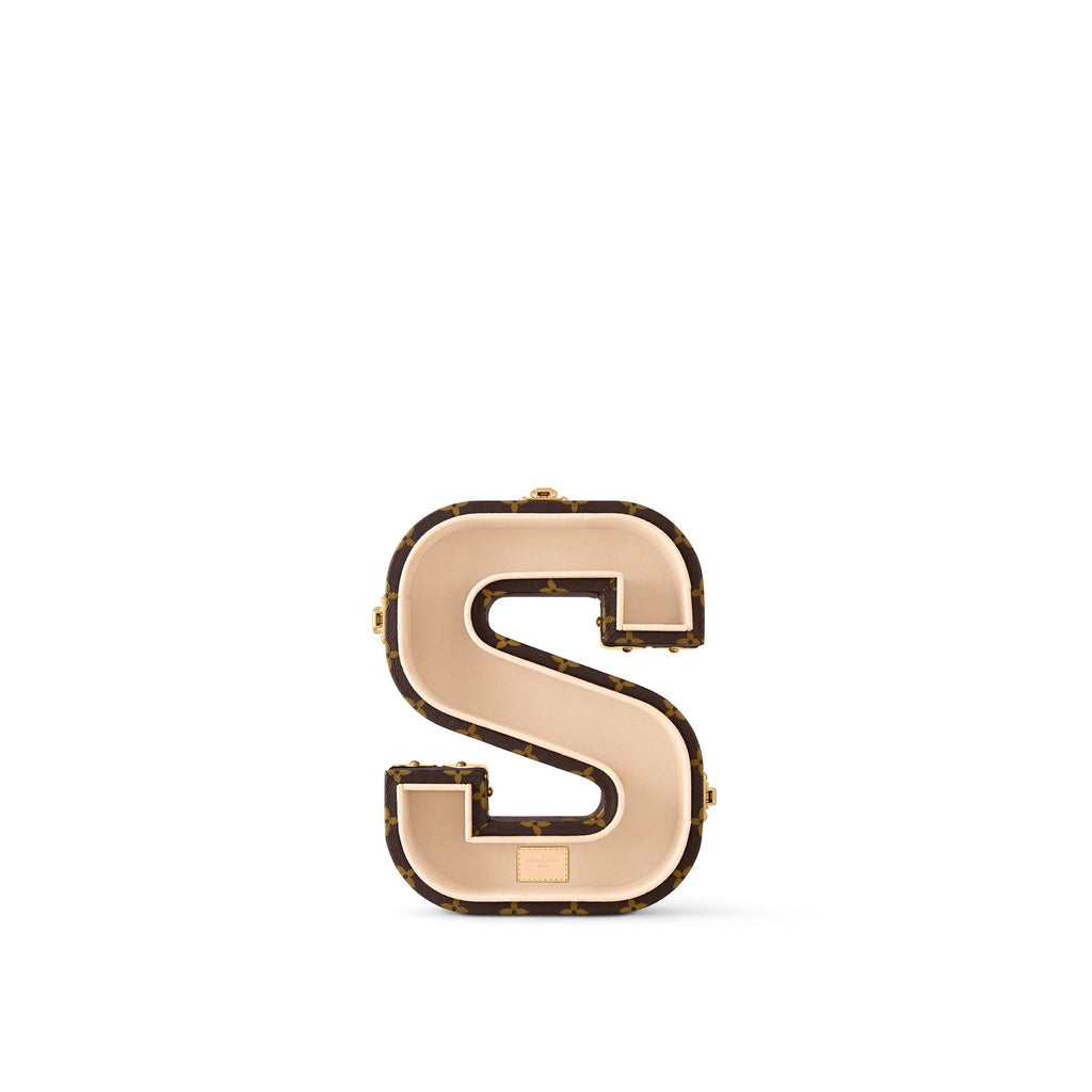 Letter Trunk S