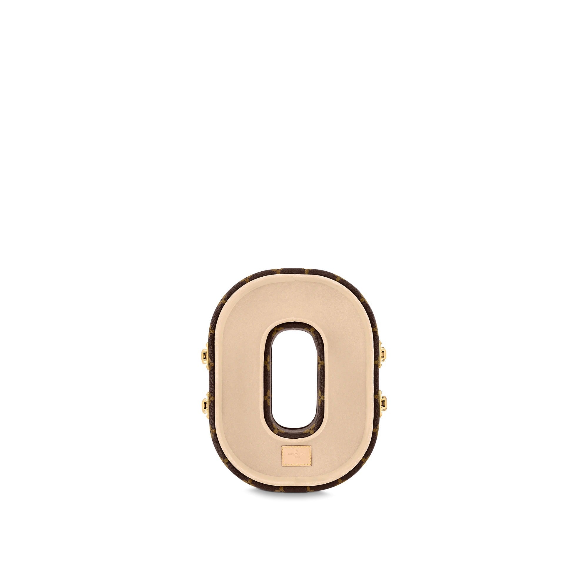 Letter Trunk O