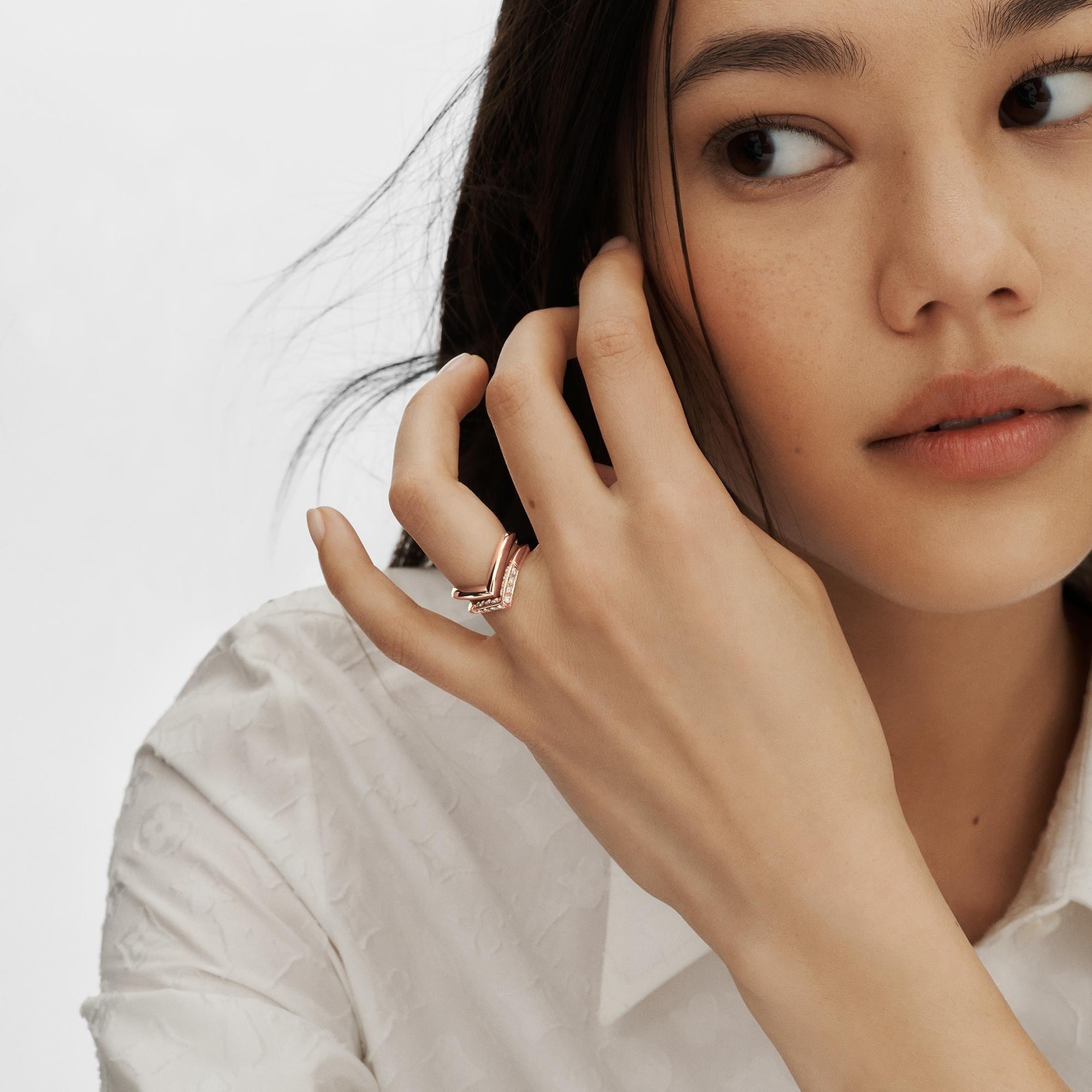 LV Diamonds V Ring, Pink Gold