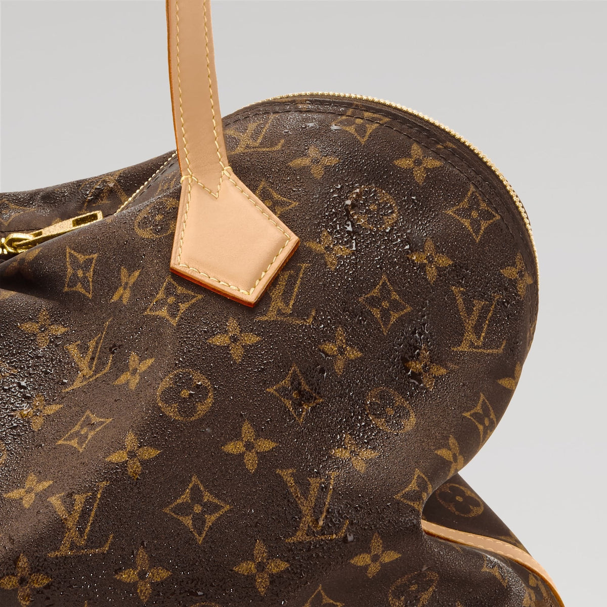 Alma Shoulder MM Louis Vuitton Silk Tech