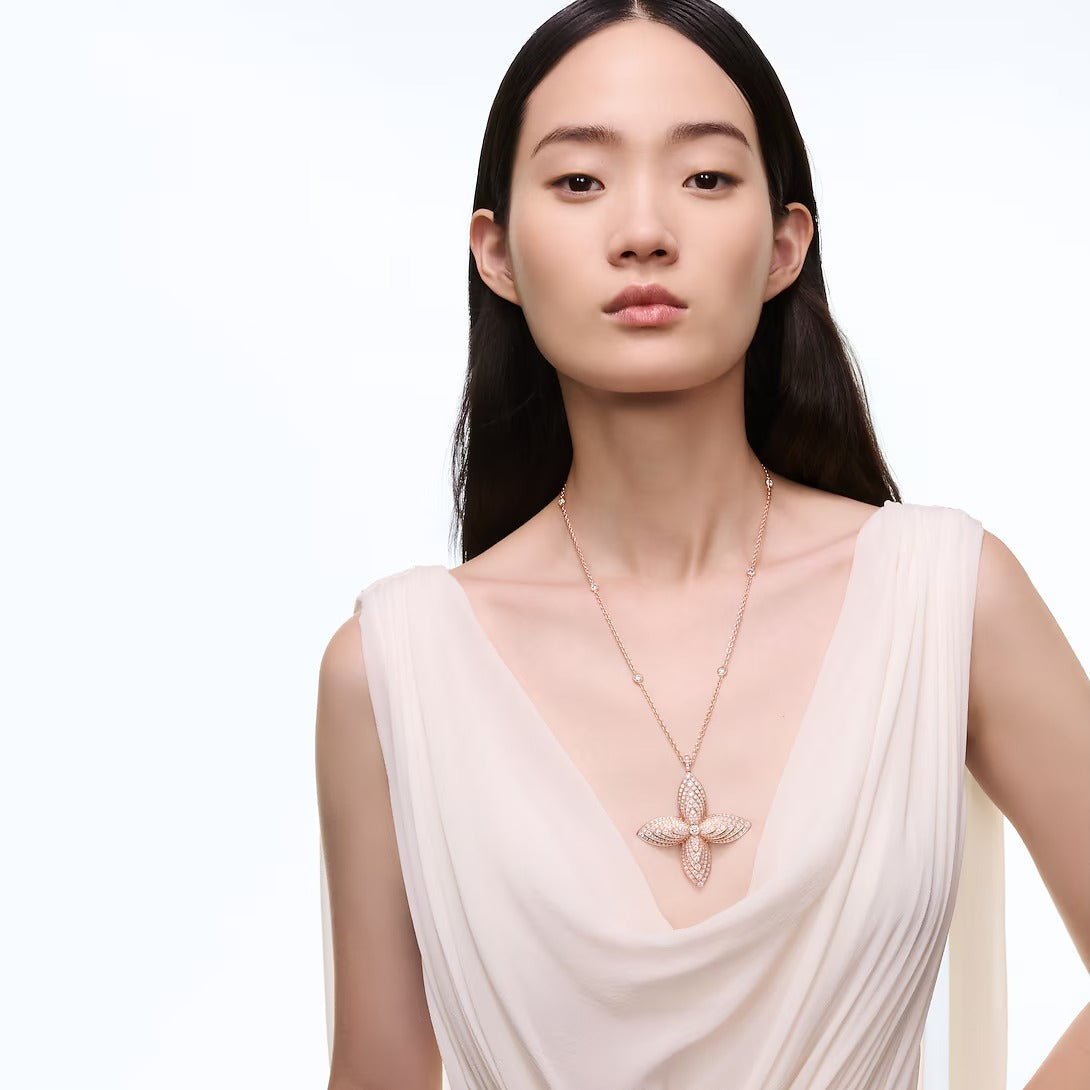 Idylle Blossom Pendant, Rose Gold and Diamonds