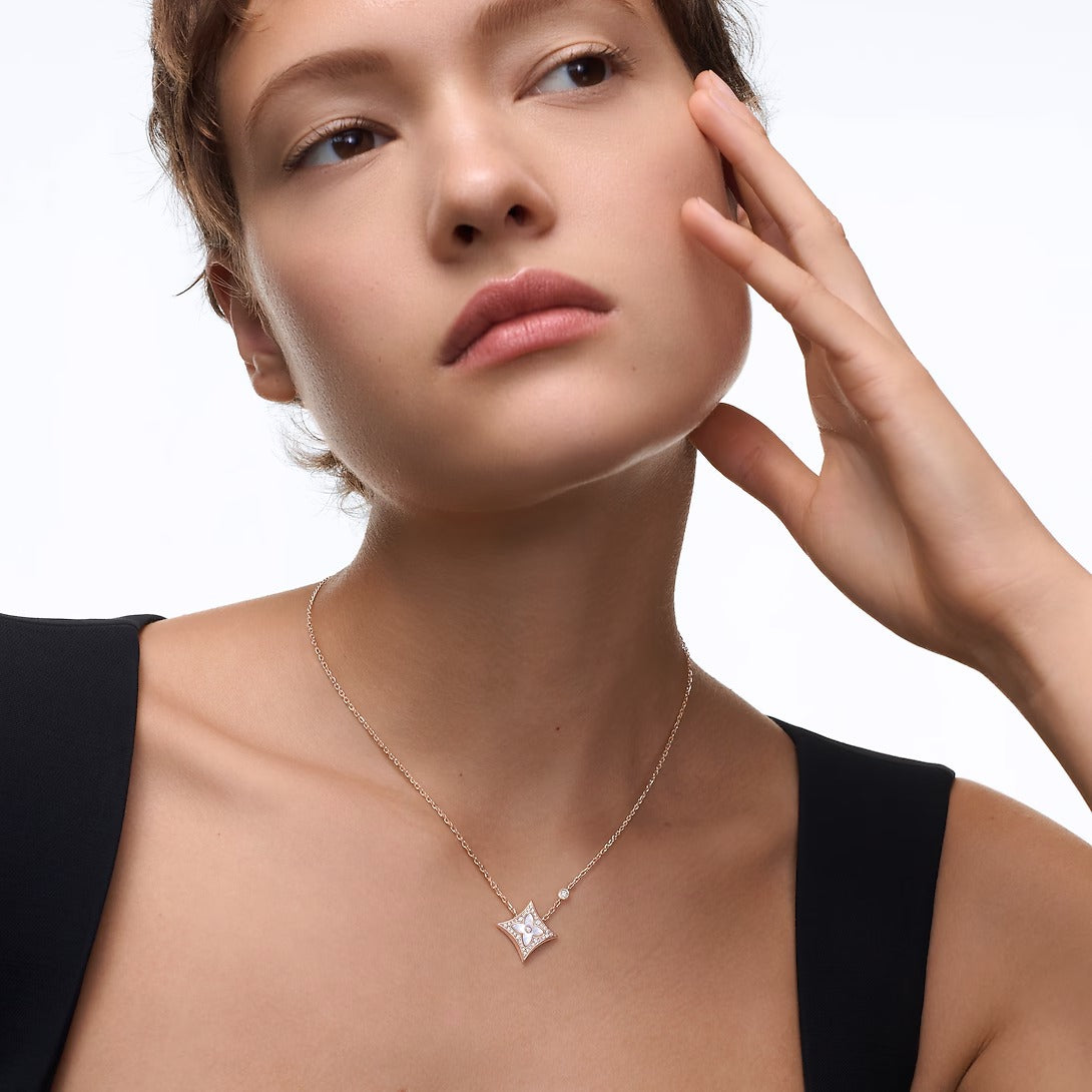 Color Blossom M Star Pendant, Pink Gold, White Mother-of-Pearl and Diamonds