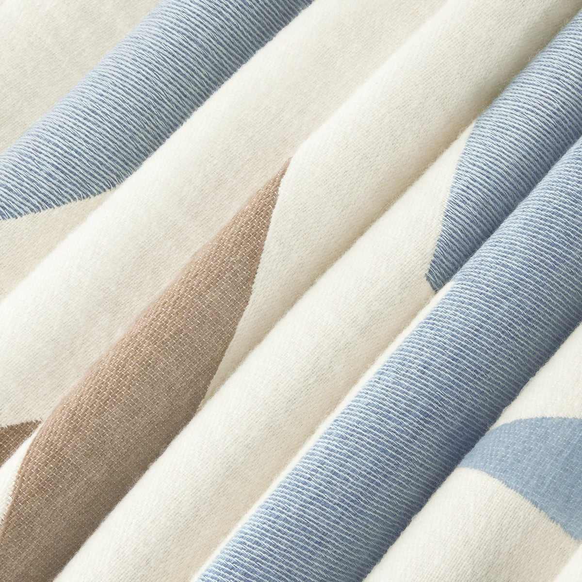 Everest Throw Blanket