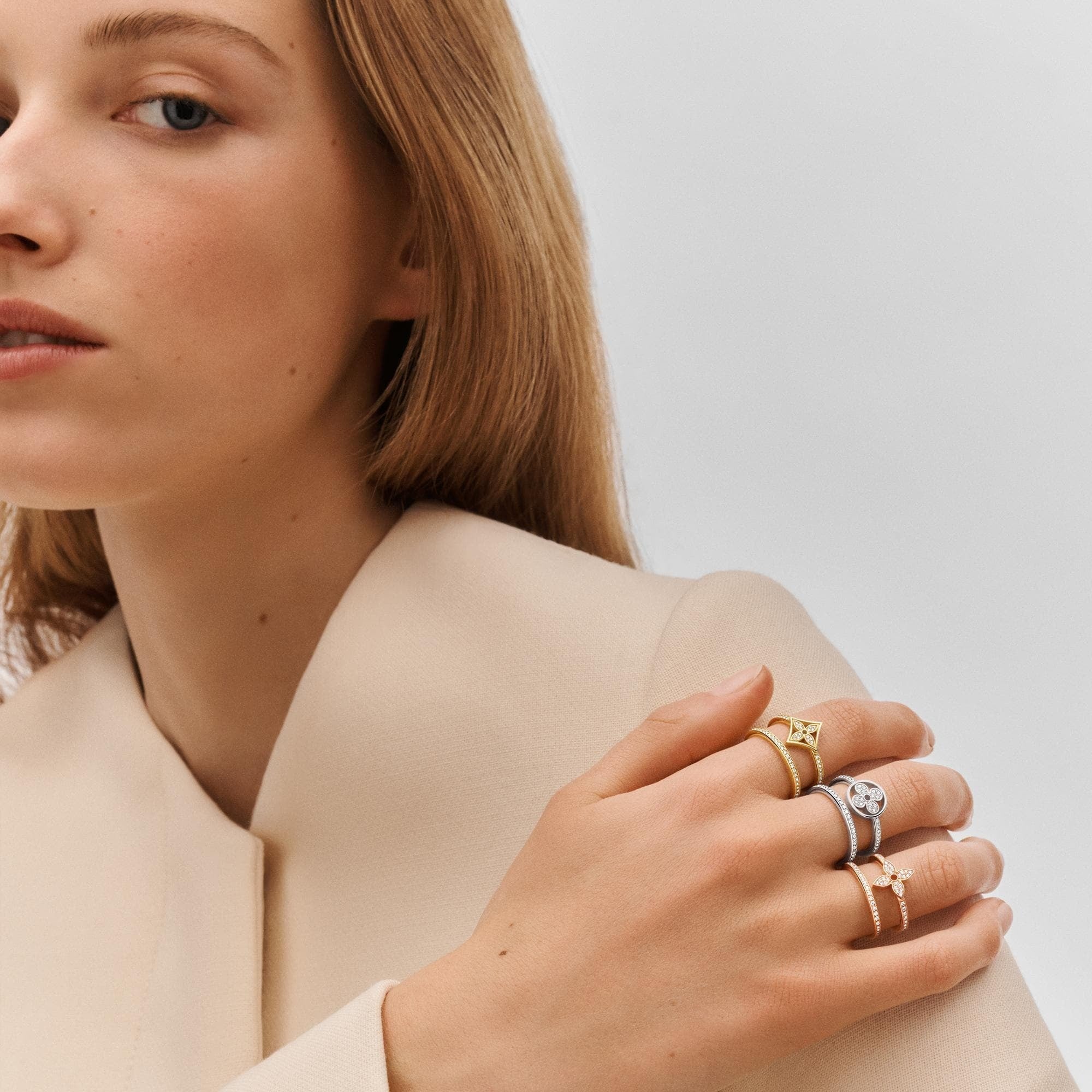 Idylle Blossom Two-Row Ring, White Gold And Diamonds