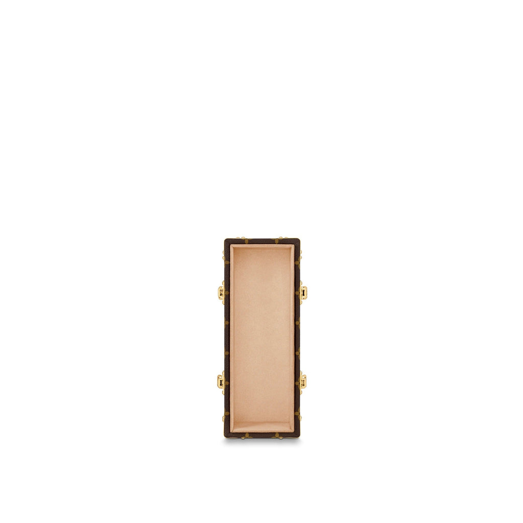 Letter Trunk I