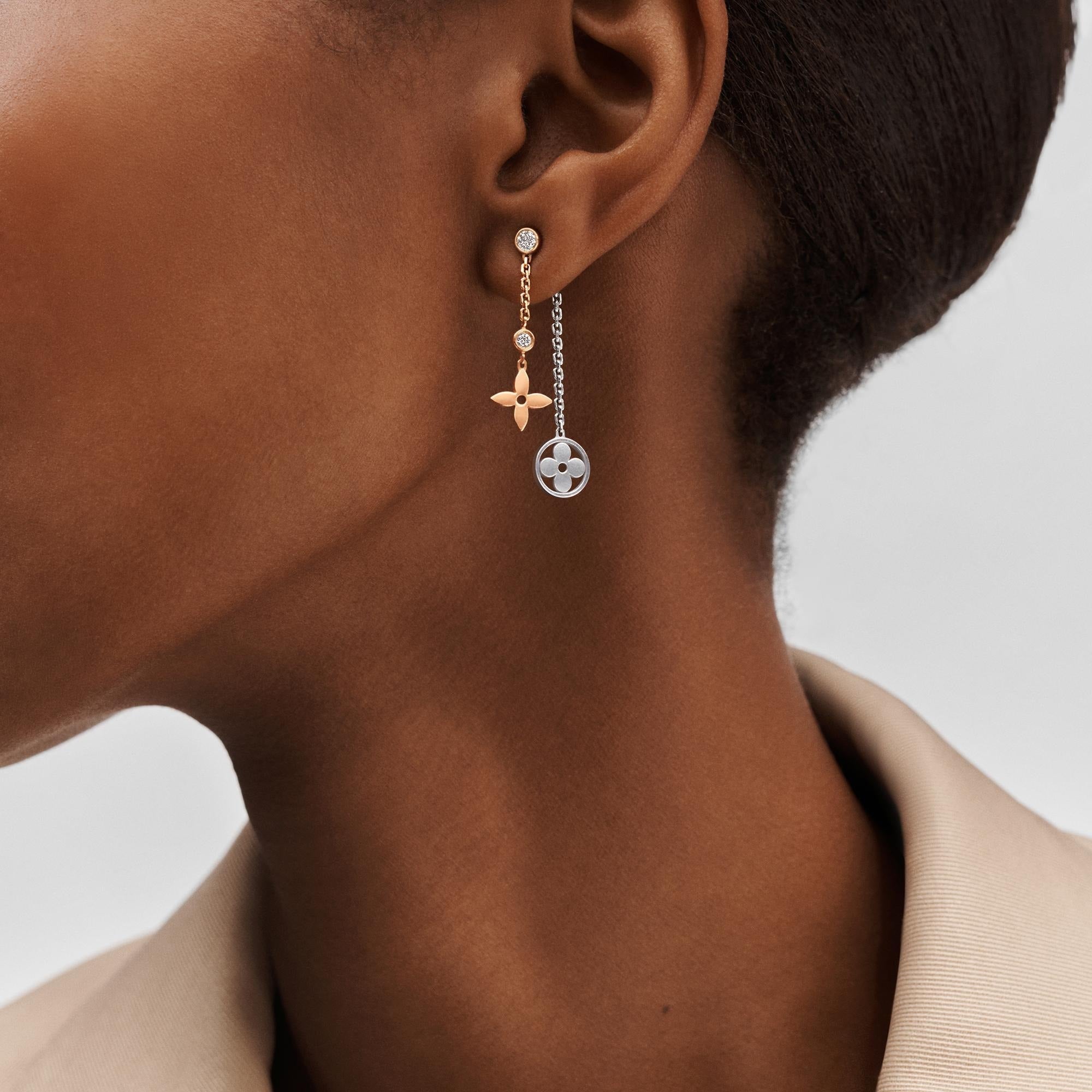 Blossom long earrings, 3 golds and diamonds