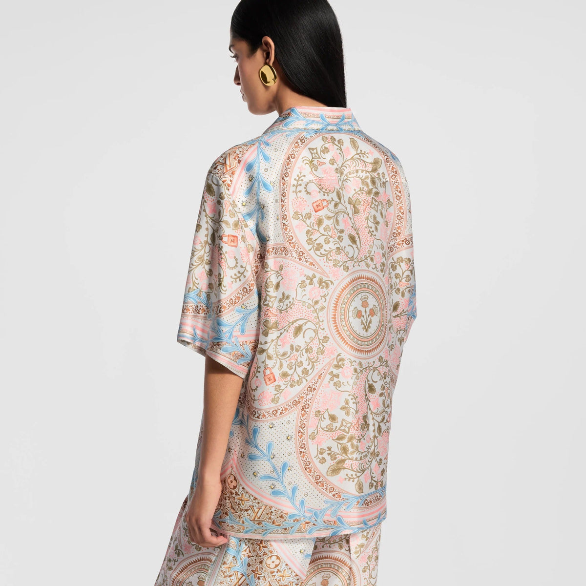 Flower Foulard Short-Sleeved Shirt