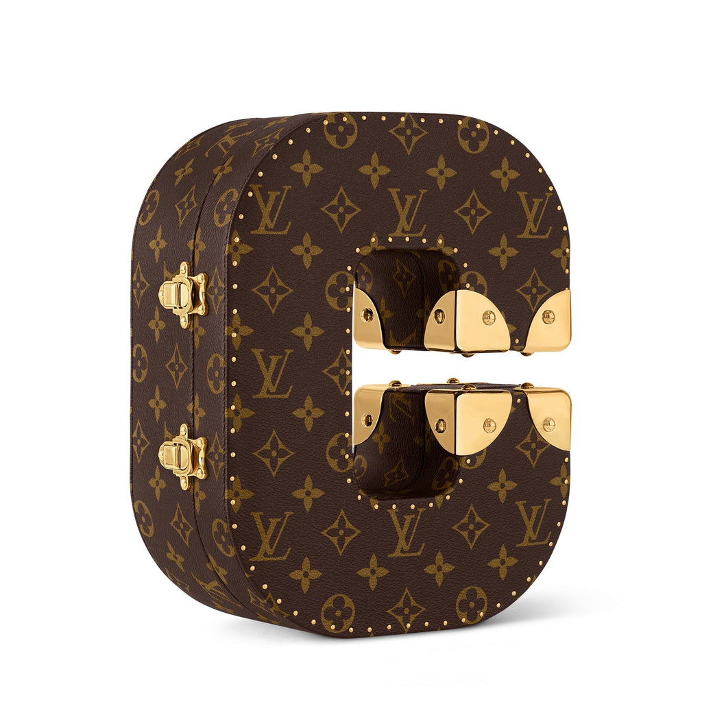 Letter Trunk C