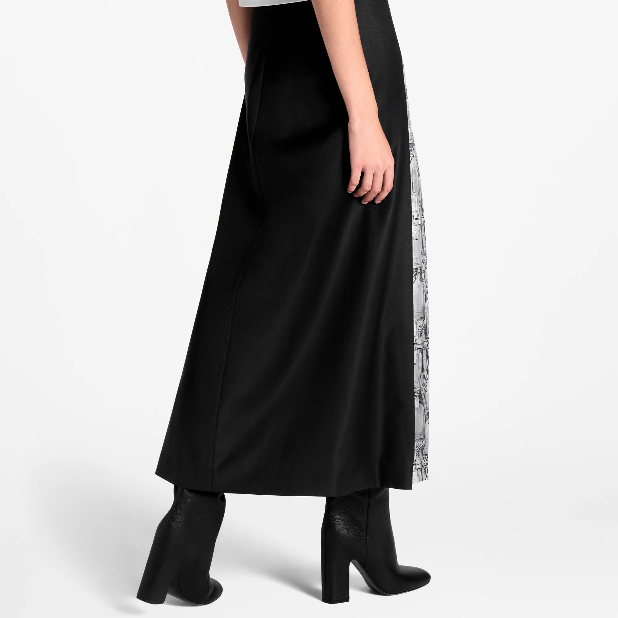 Layered Name Tag Skirt