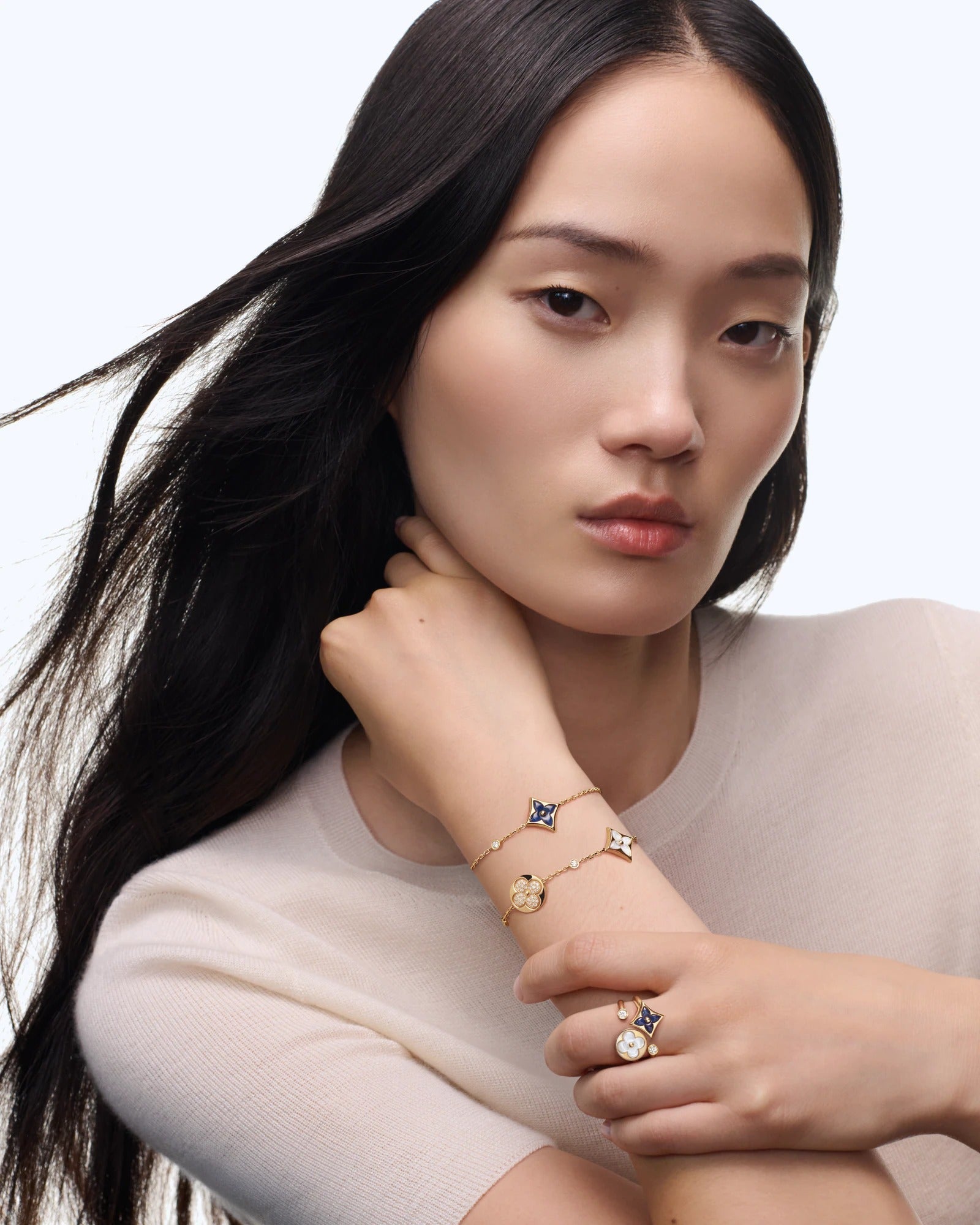 Color Blossom BB Star Bracelet, Yellow Gold, Sodalite and Diamond