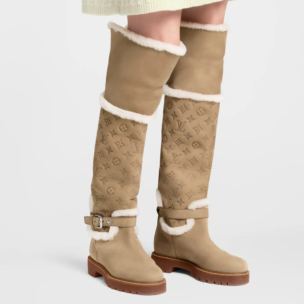 Territory Flat Thigh Boot