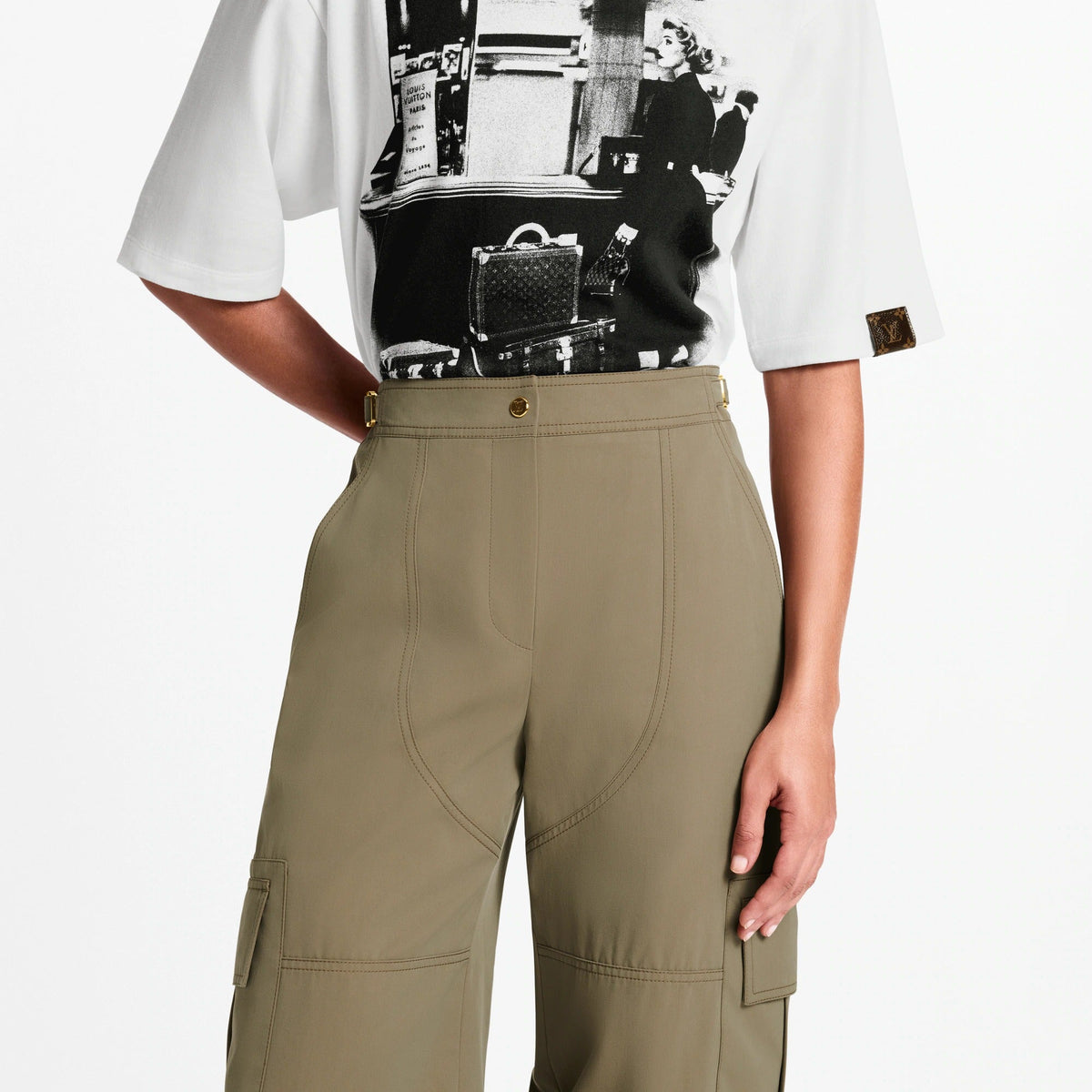 Wide-Leg Cargo Pants