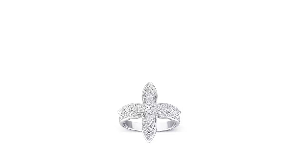 Idylle Blossom Ring, White Gold & Diamonds