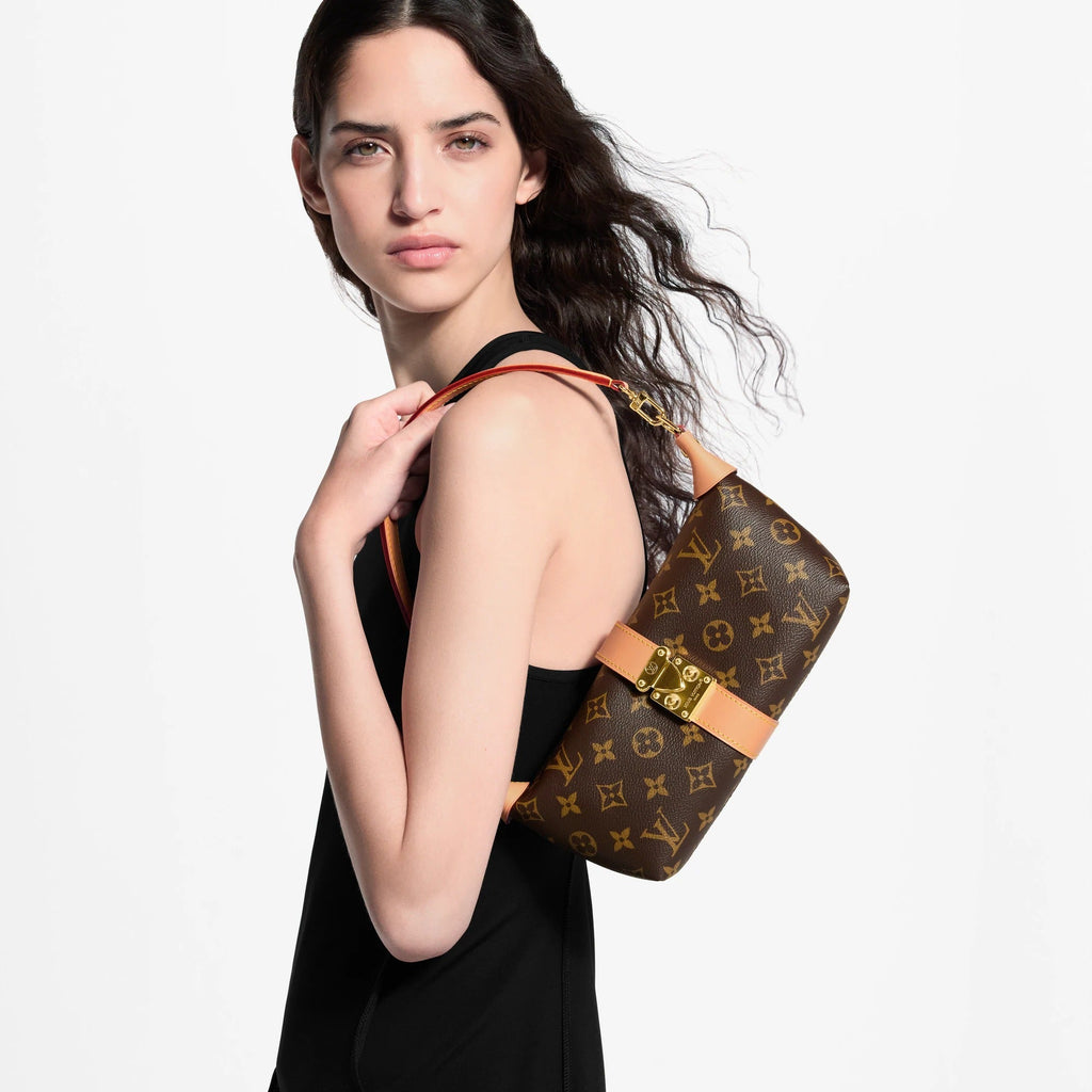 Pochette Mia