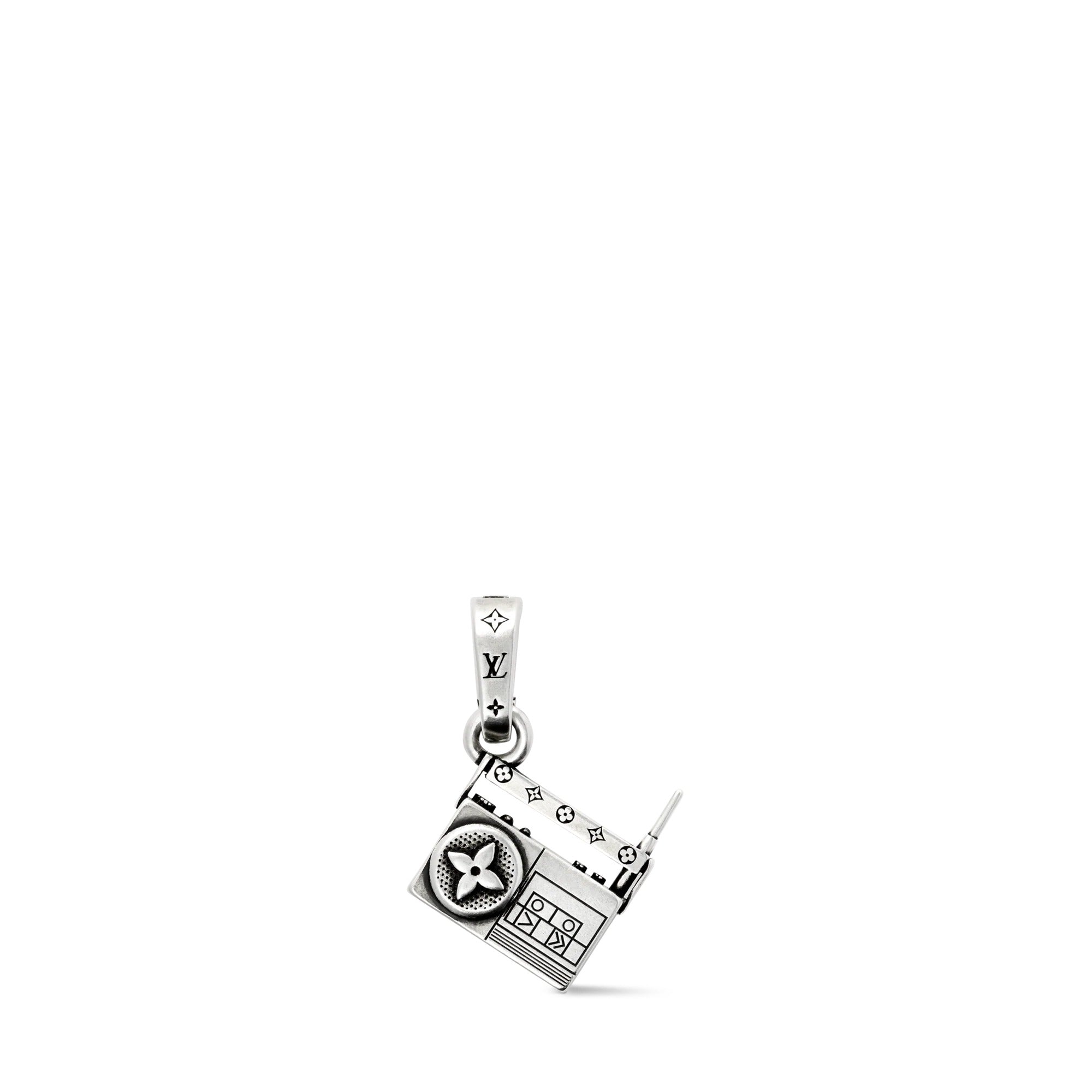 Stereo Charm