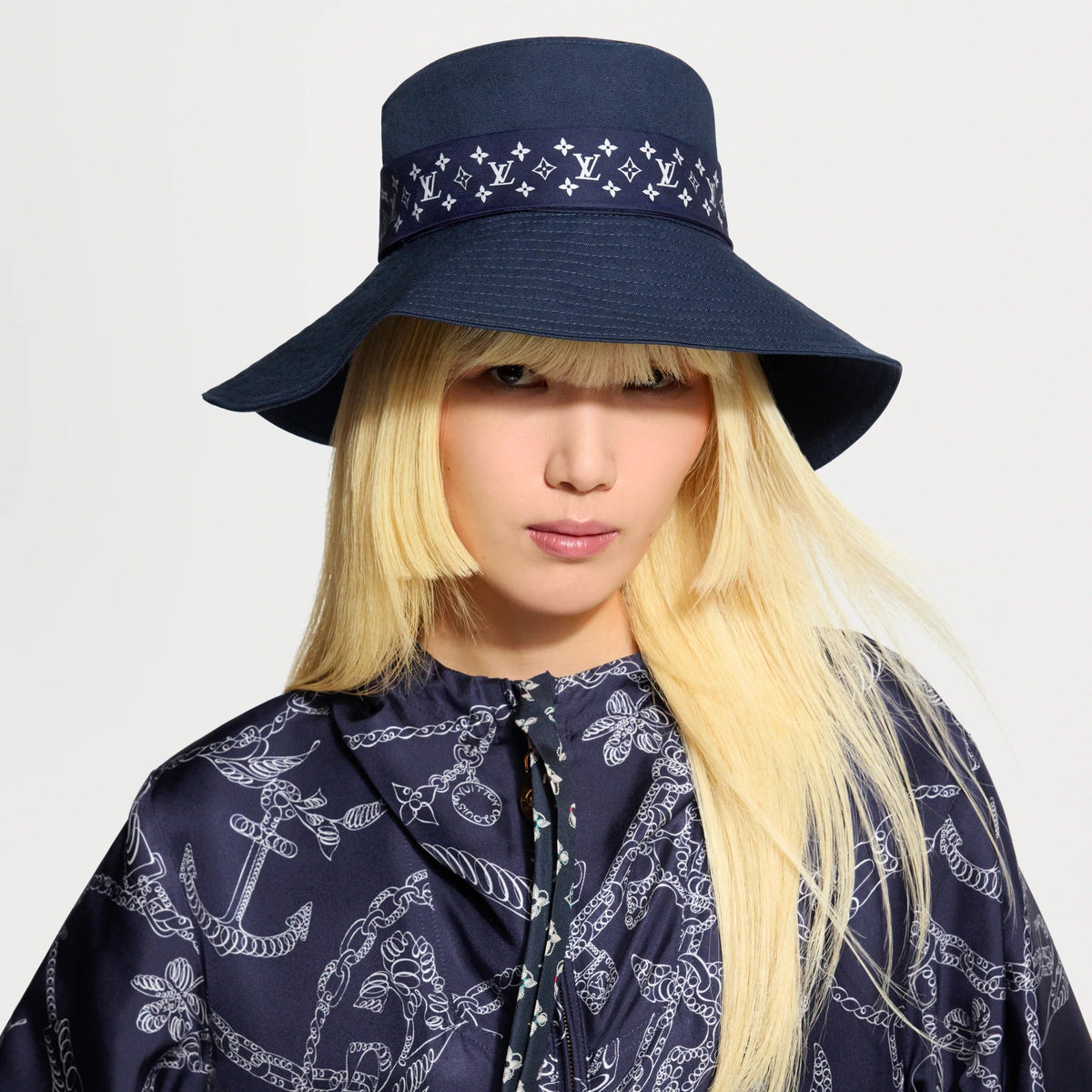 Monogram Silhouette Capeline