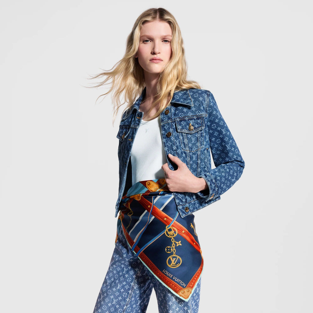 Strap And Trunk Square 90