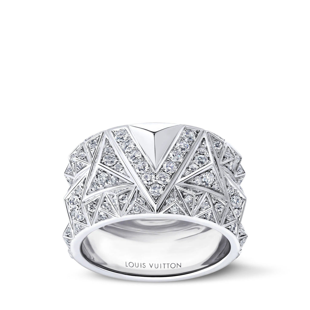 Pure V Ring, White Gold and Diamonds