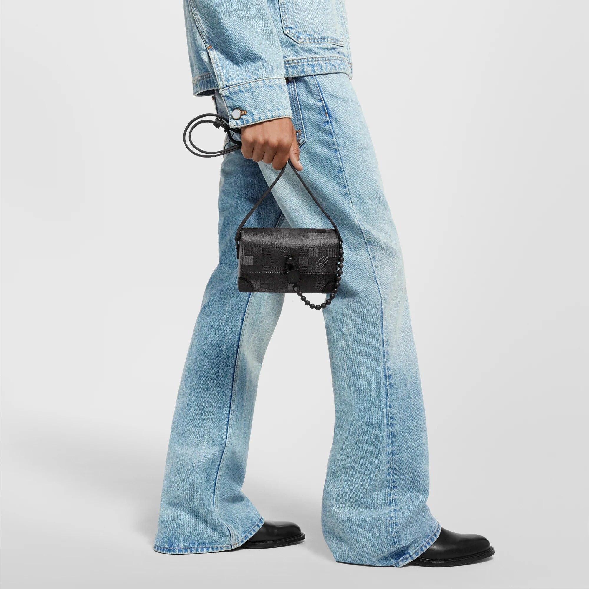 Steamer Wearable Wallet