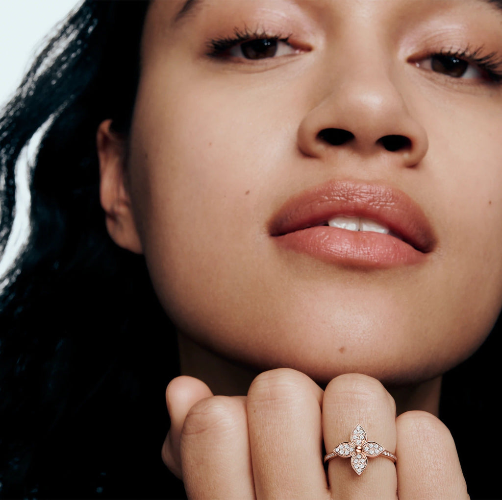 Idylle Blossom Ring, Pink Gold and Diamonds