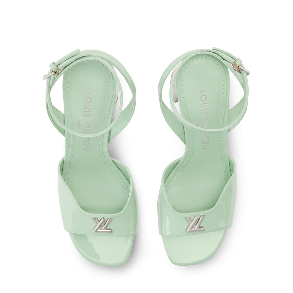 Swing Sandal