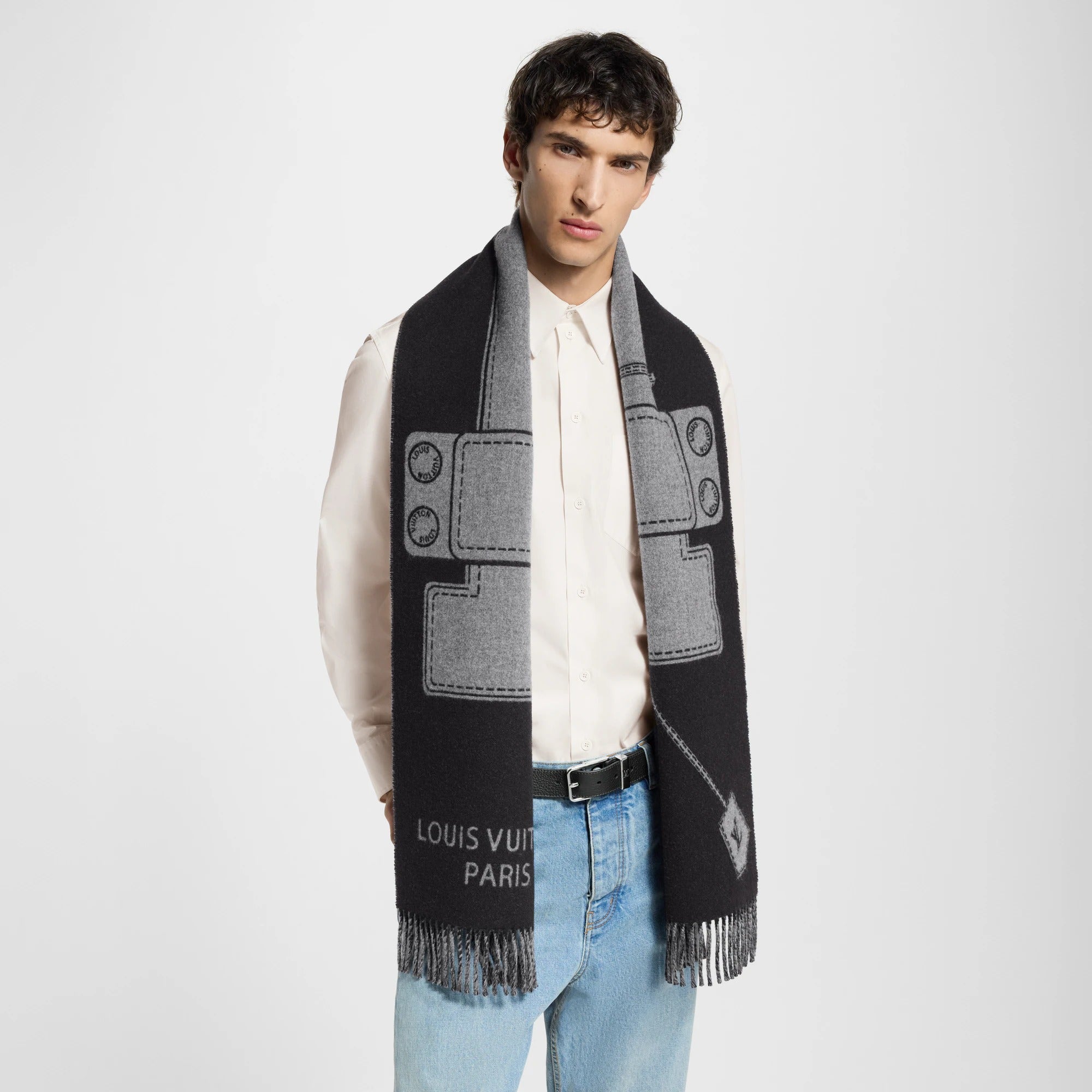 Handle Scarf