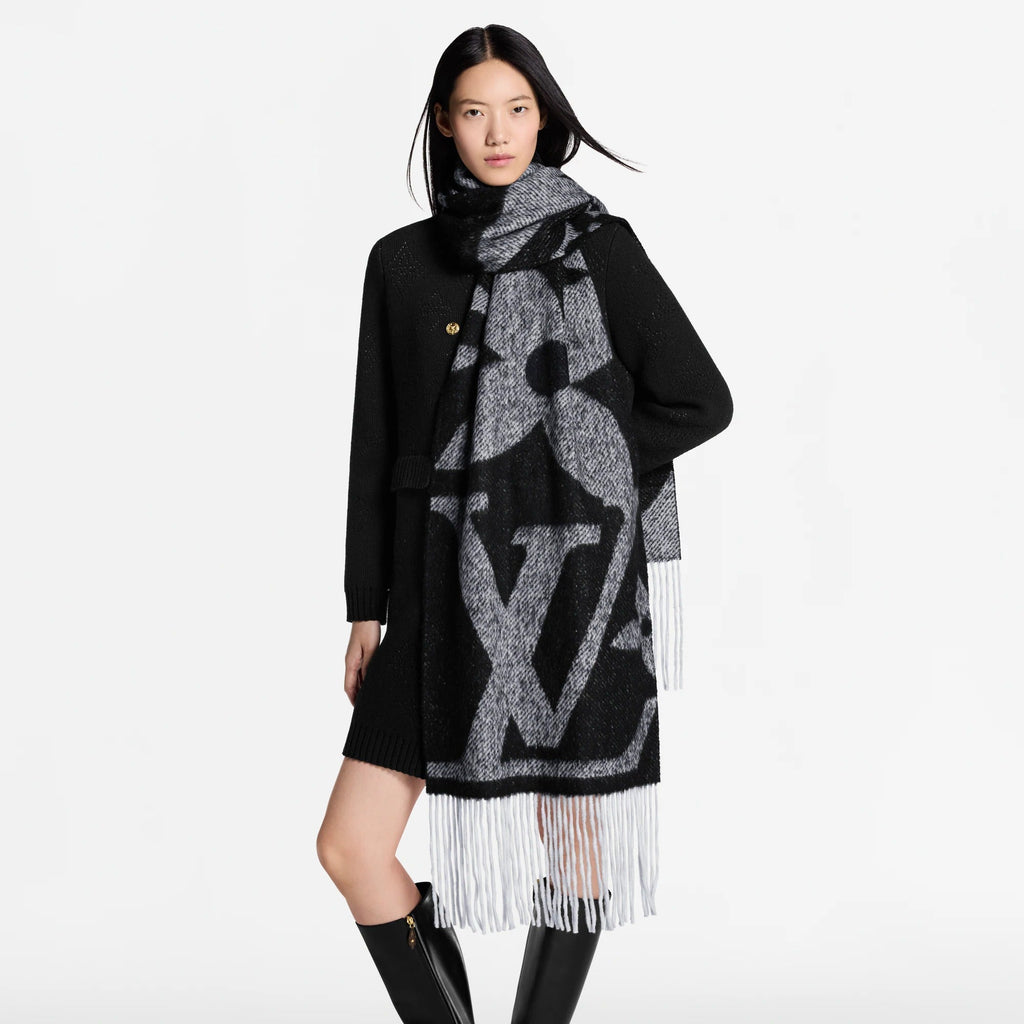 Snowy Kaleidoscope Scarf