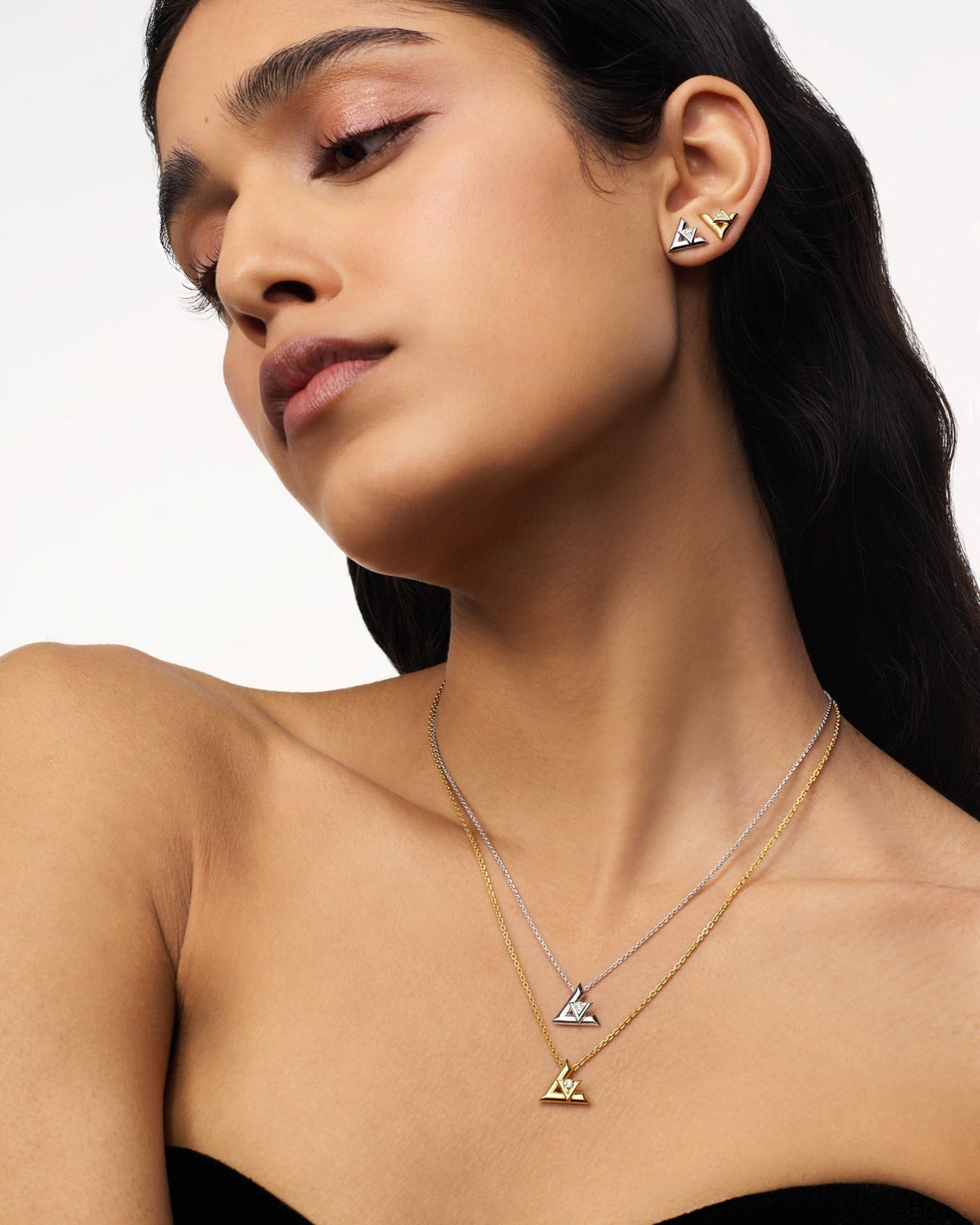 LV Volt One Small Pendant, Yellow Gold And Diamond