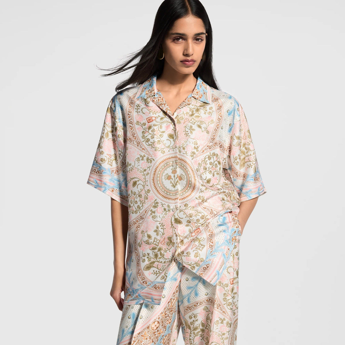 Flower Foulard Short-Sleeved Shirt