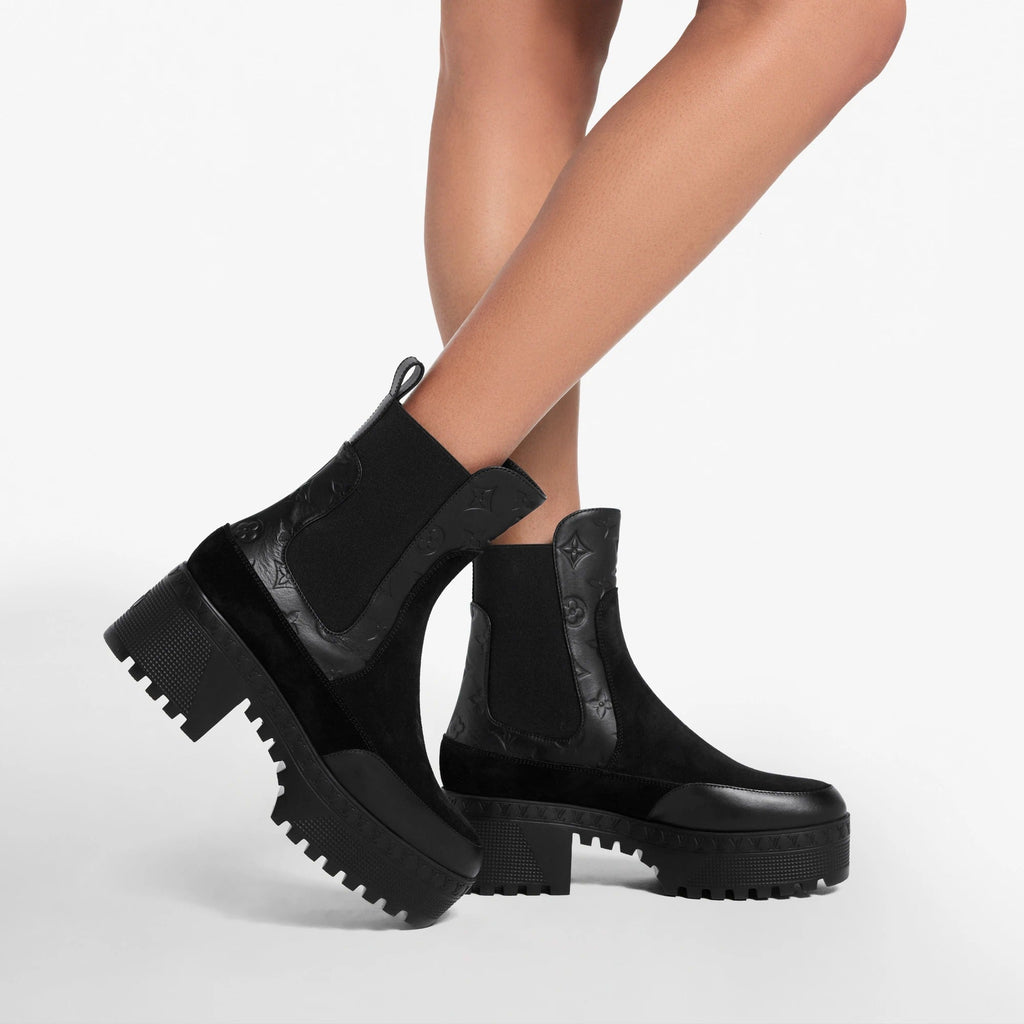 Laureate Platform Chelsea Boot