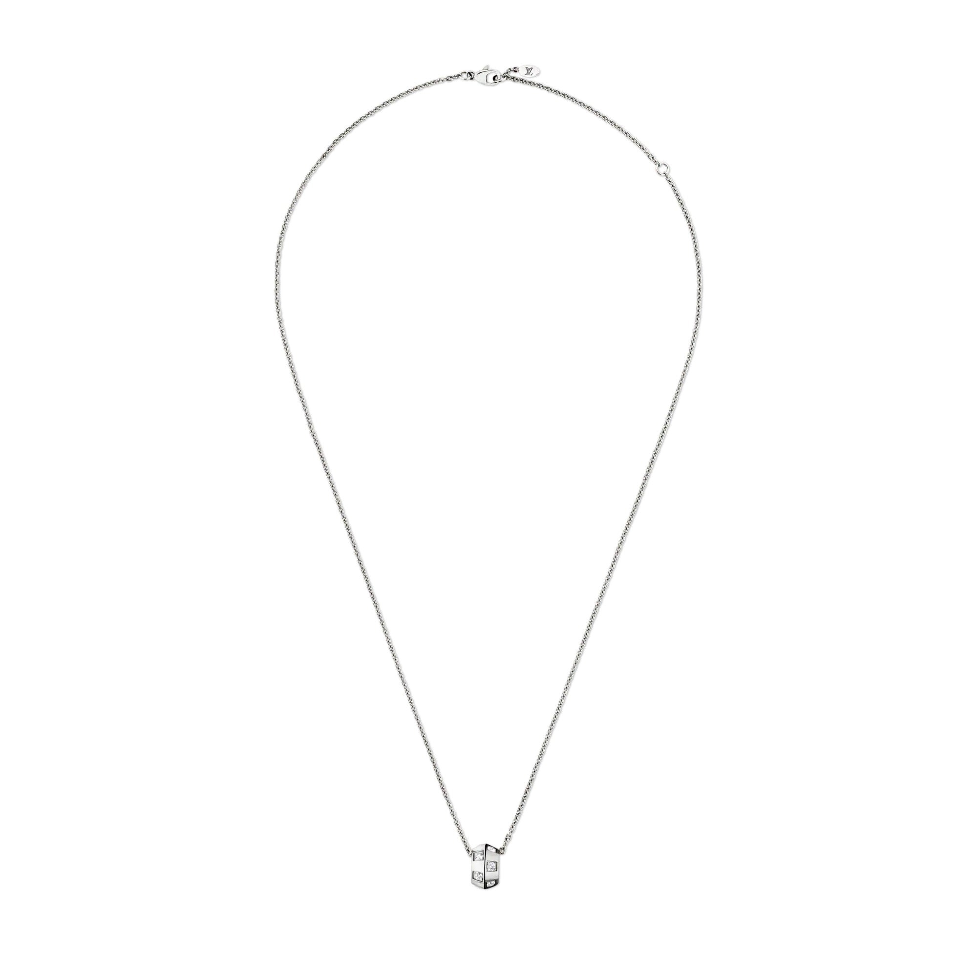 Le Damier de Louis Vuitton Pendant, White Gold and Diamonds