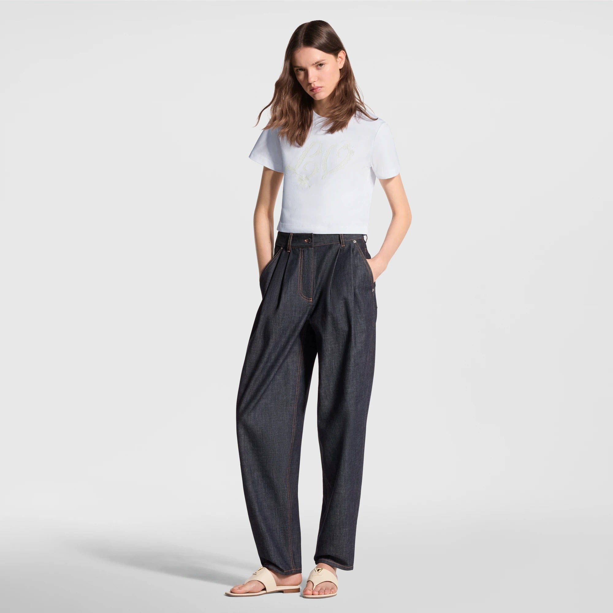 Wide-Cut Pleat Jeans