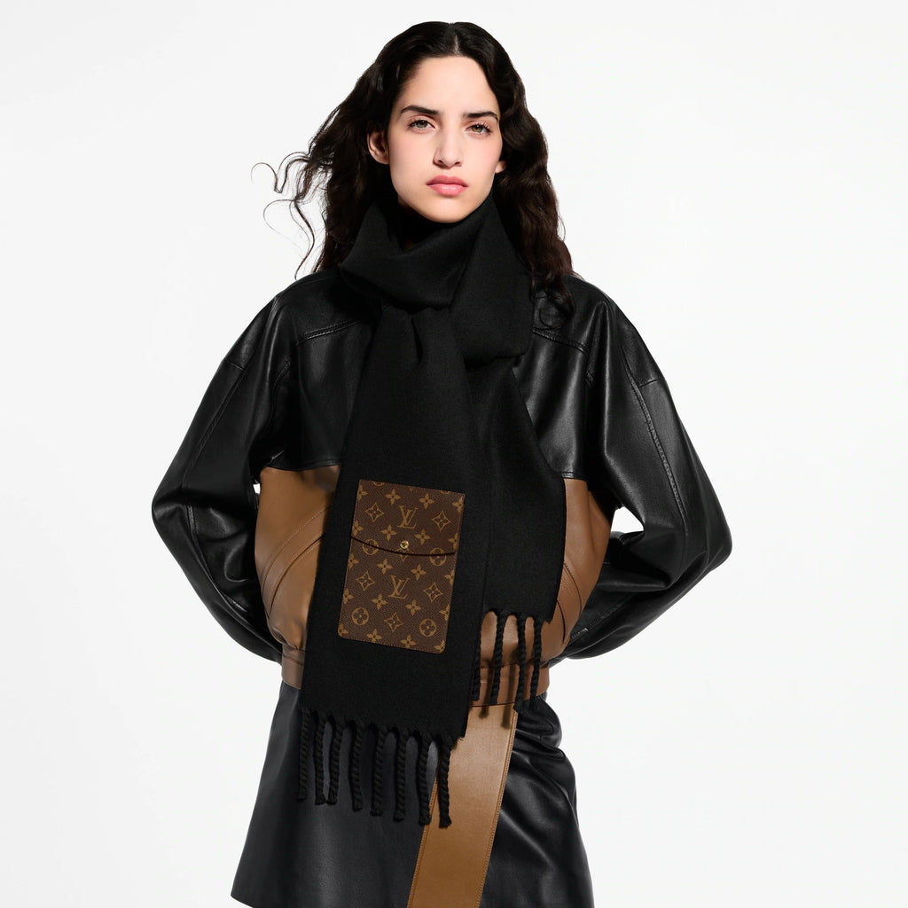 LV On My Way Scarf