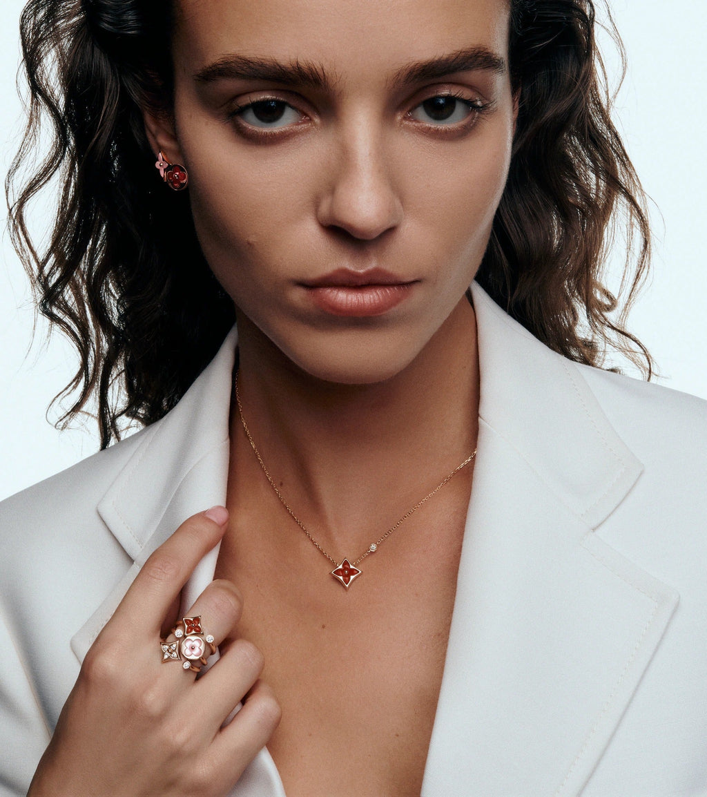 Color Blossom BB Sun Ear Stud, Pink Gold and Cornelian - Per Unit