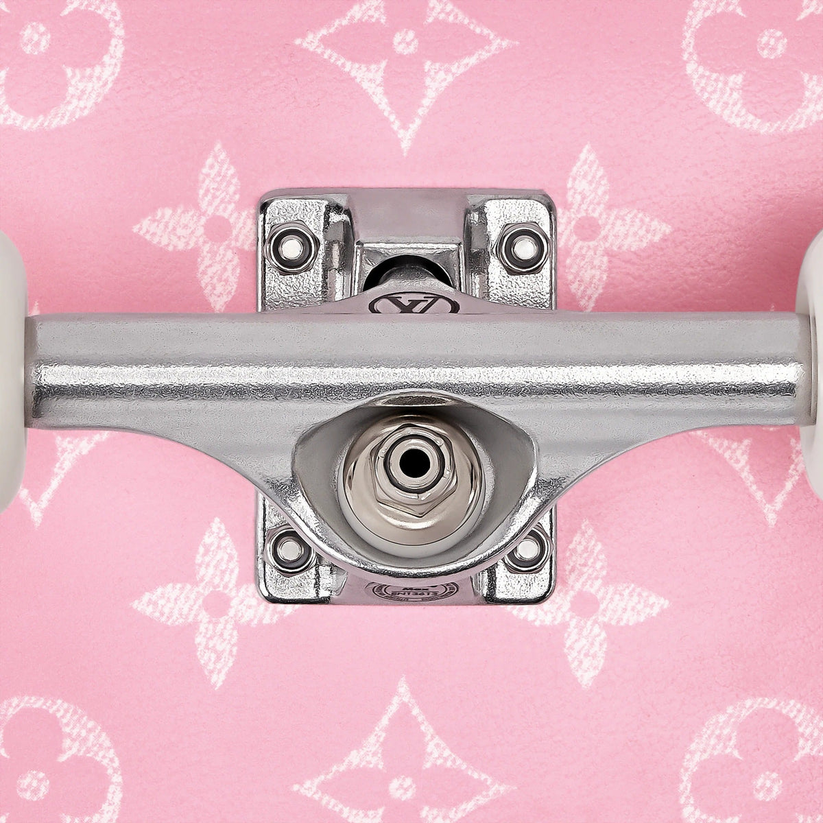 Louis Vuitton Skateboard