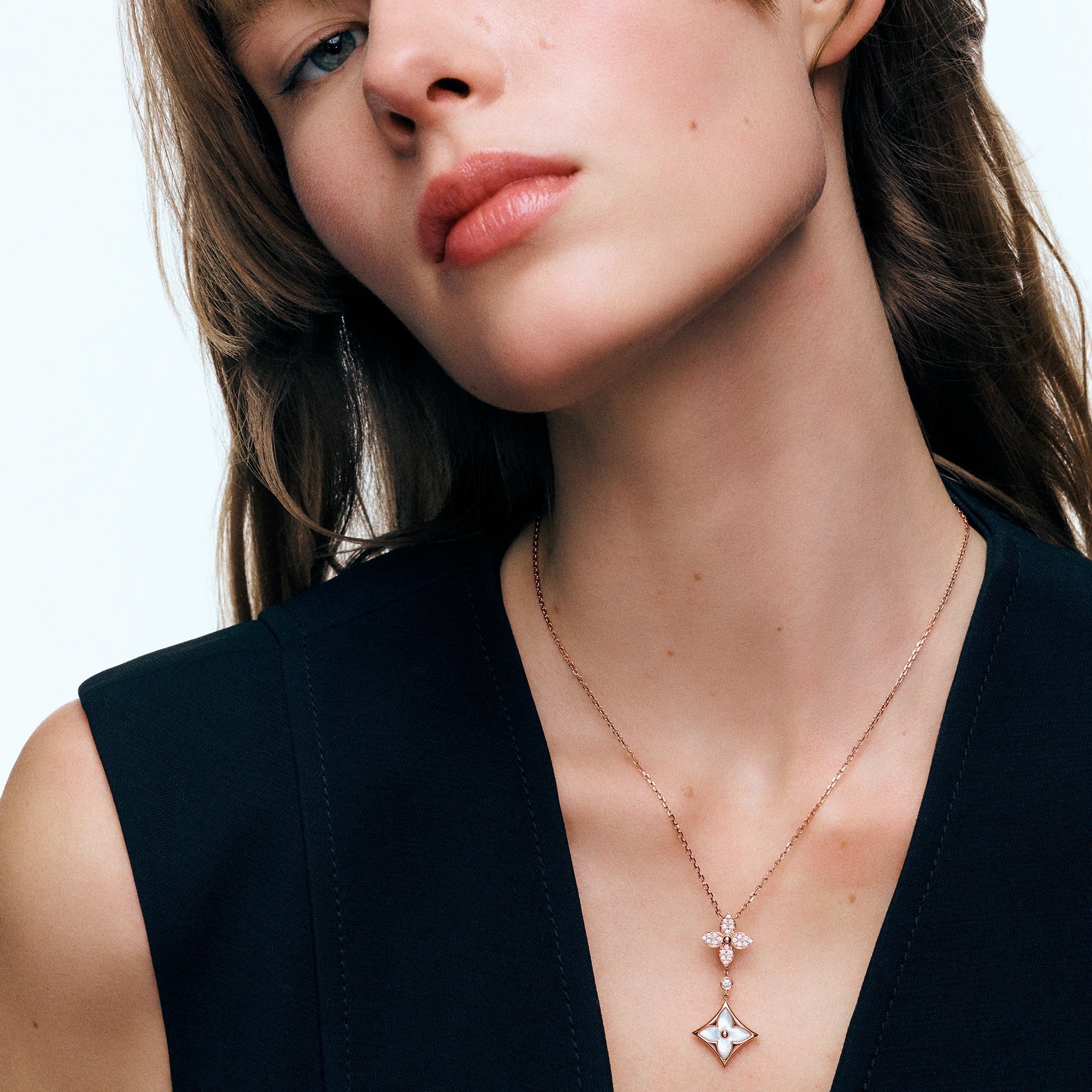 Color Blossom M Star Multi-Motif Pendant, Pink Gold, White Mother-of-Pearl and Diamonds