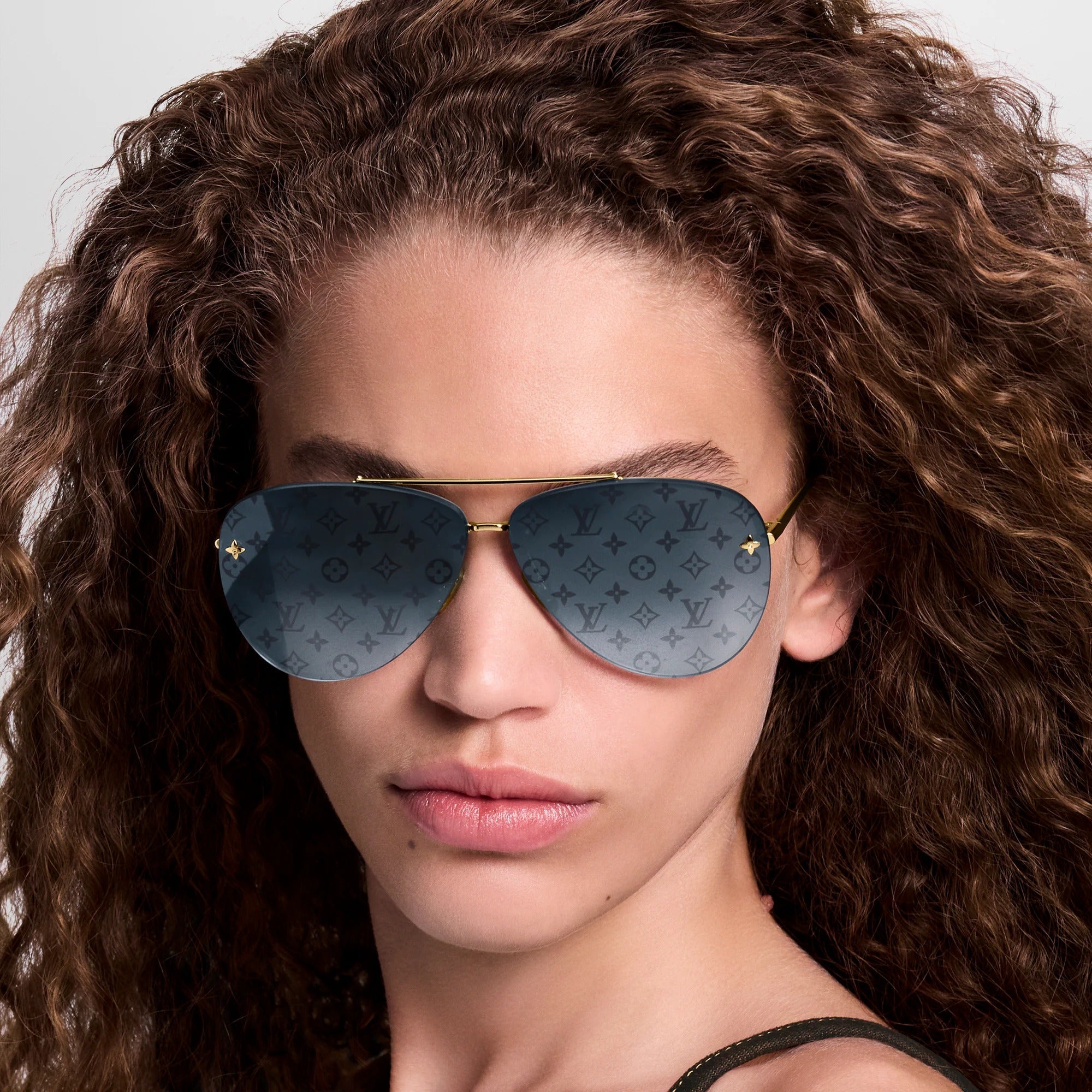 LV Pilot Light Sunglasses