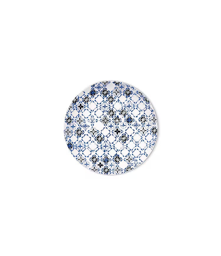 Set Of 2 Side Plates LV By The Pool