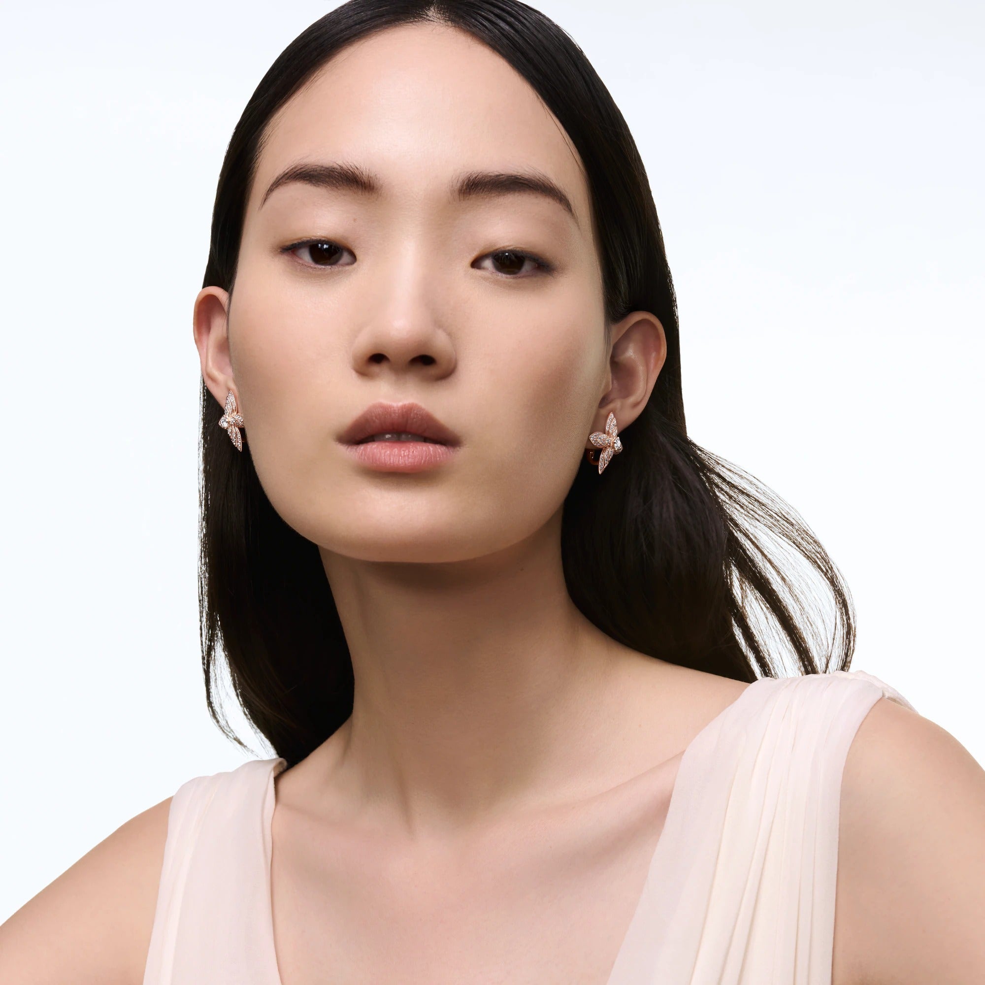 Idylle Blossom Earrings, Rose Gold and Diamonds