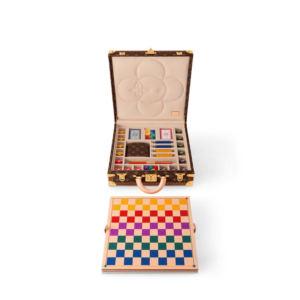 Vivienne Adventures Box