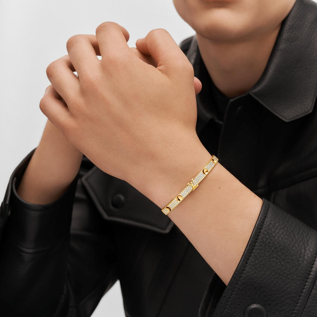 Empreinte Medium Bangle, Yellow Gold and Diamonds