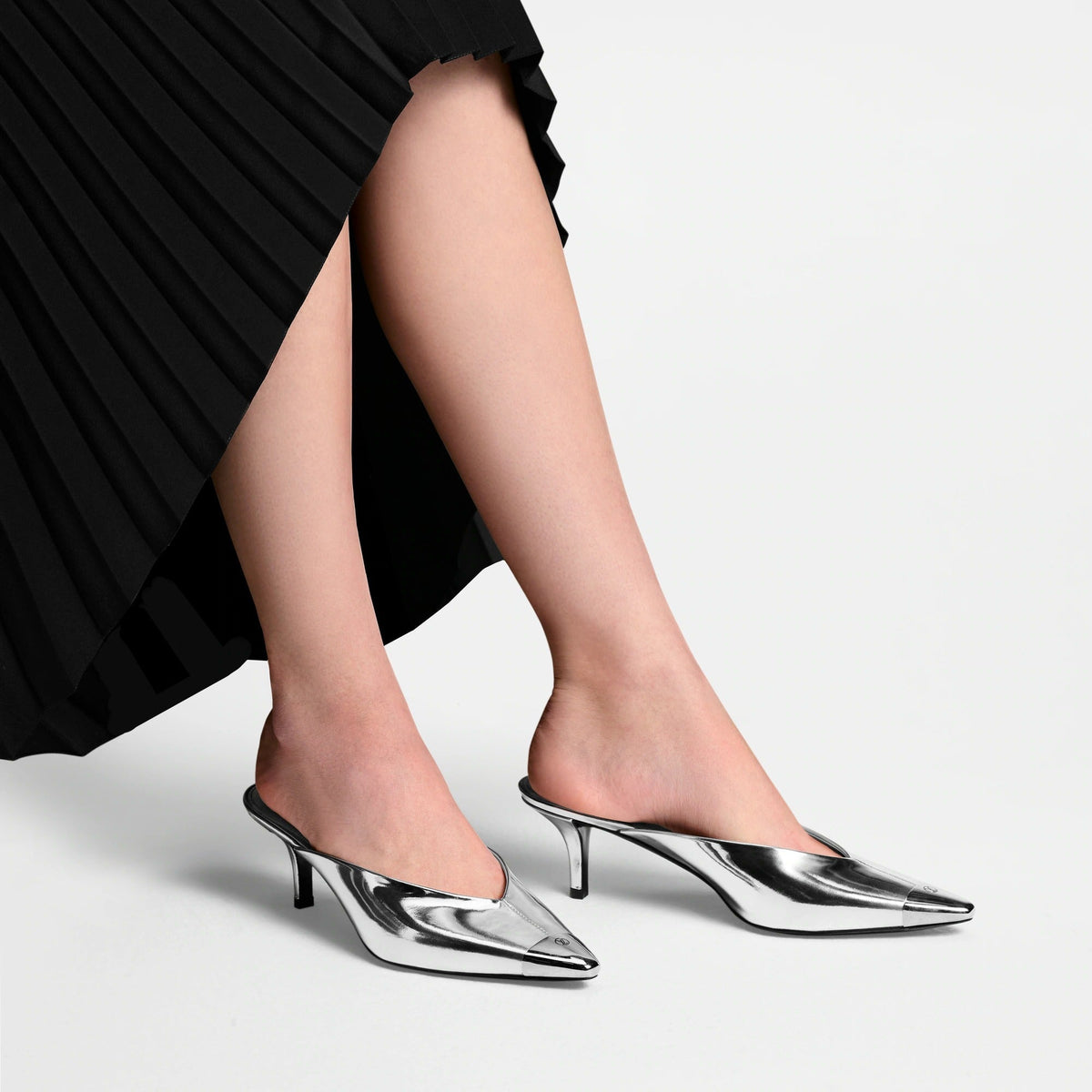 Urban Twist Mule