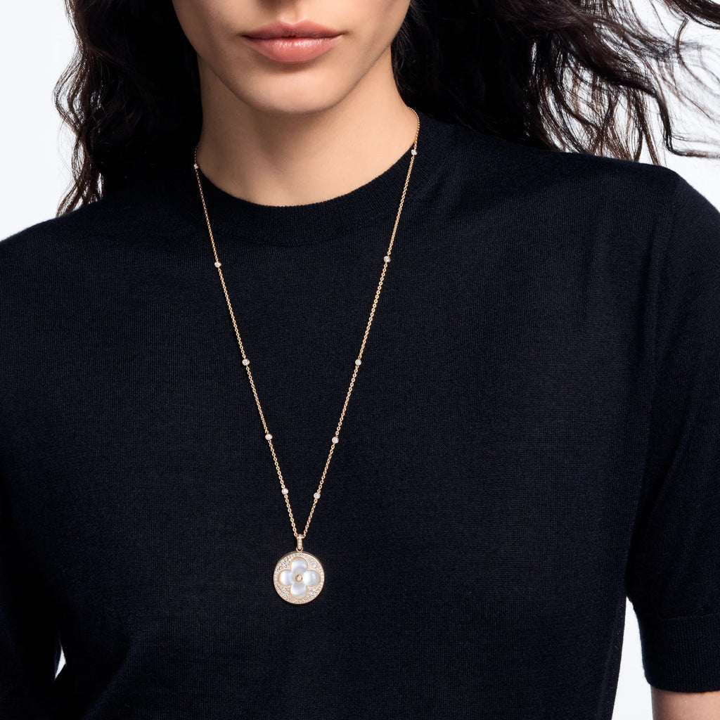 Color Blossom XL Sun Pendant, Pink Gold, White Mother-of-Pearl and Diamonds