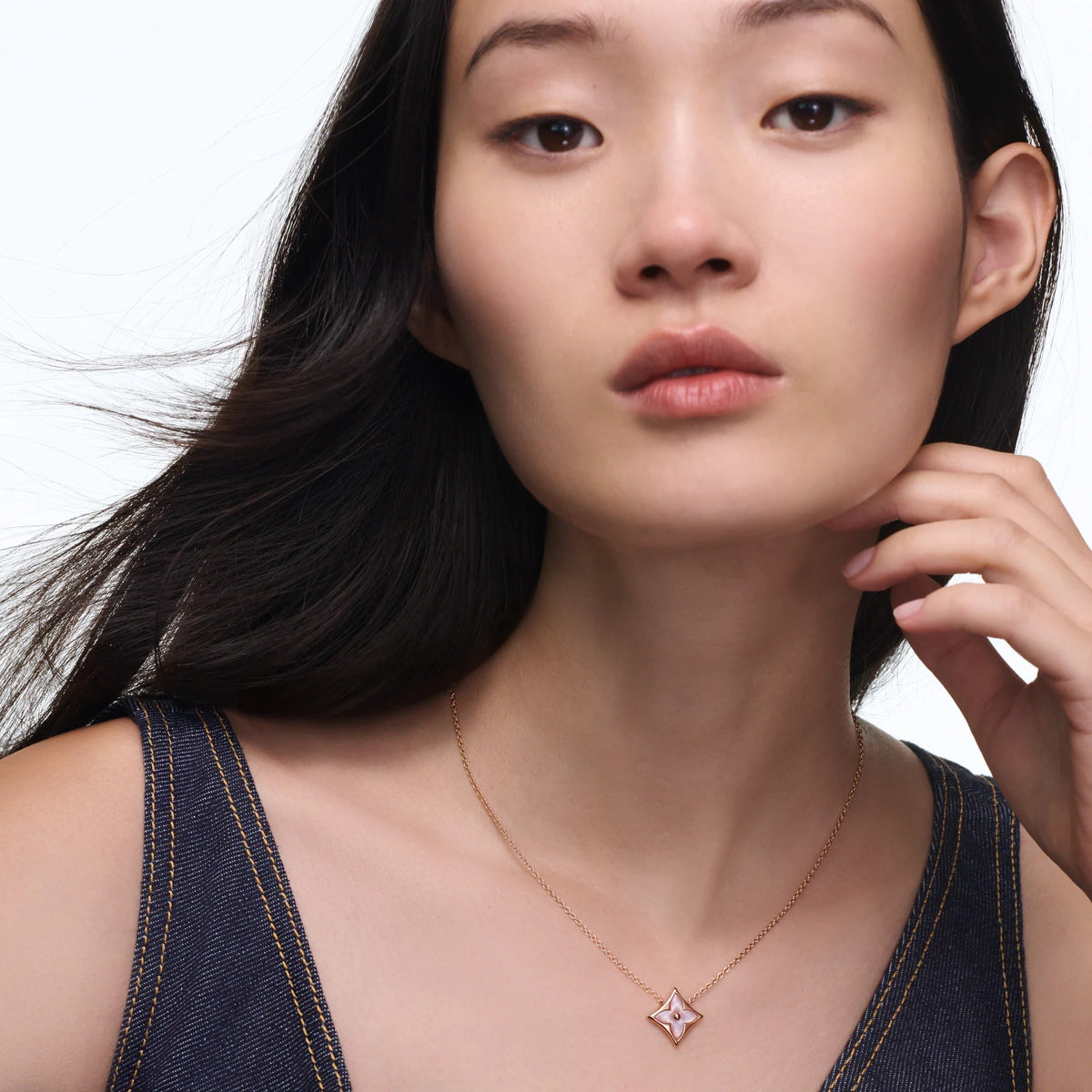 Color Blossom M Star Pendant, Rose Gold and Pink Mother-of-Pearl