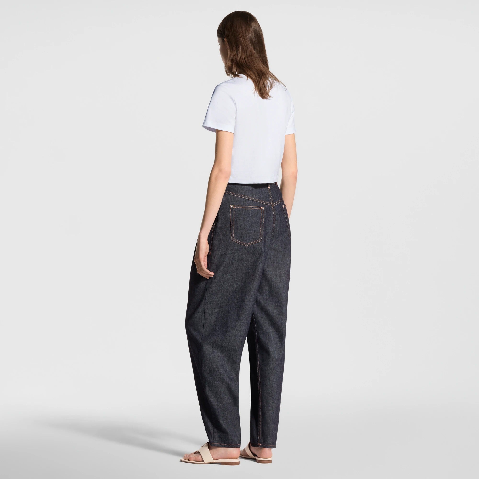 Wide-Cut Pleat Jeans