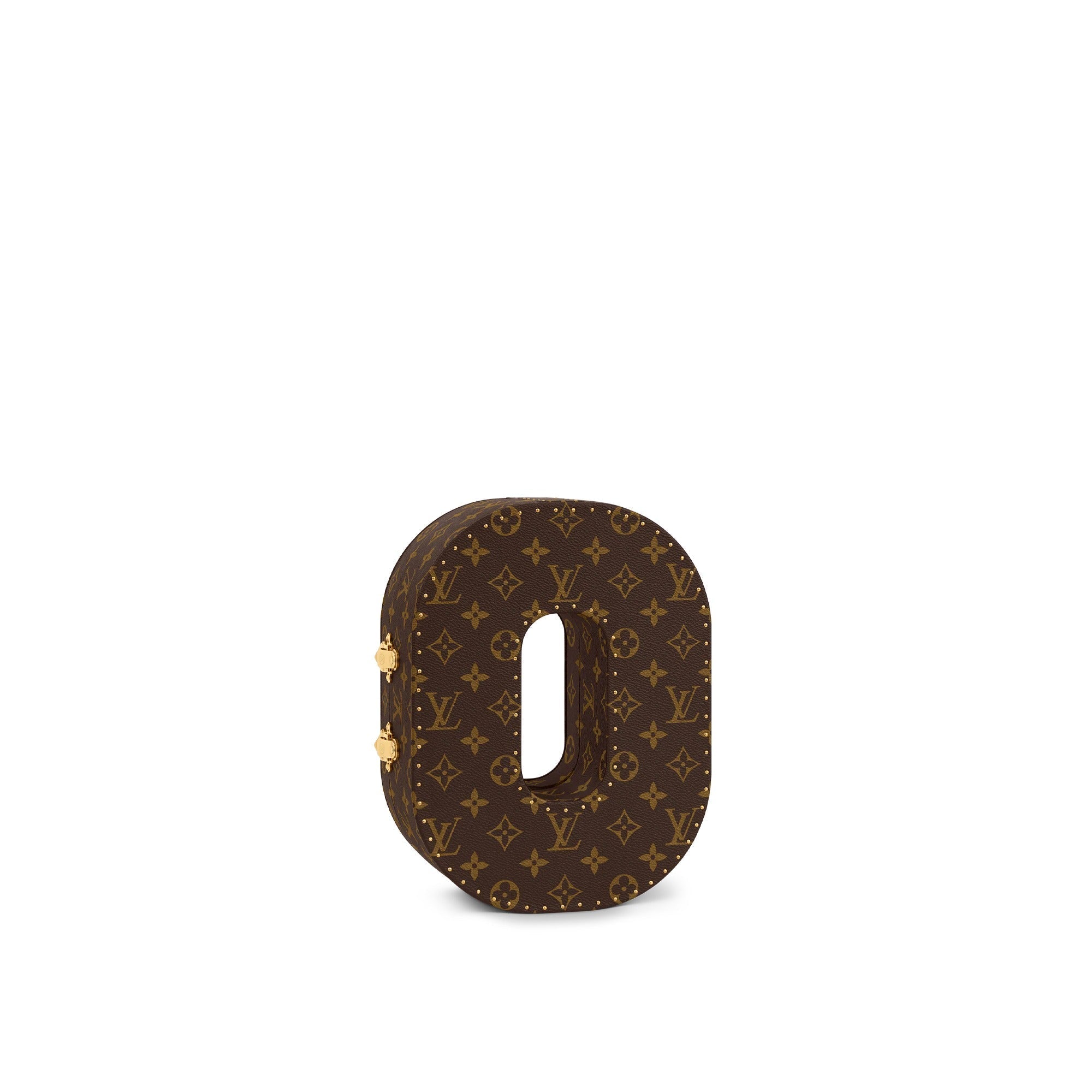 Letter Trunk O
