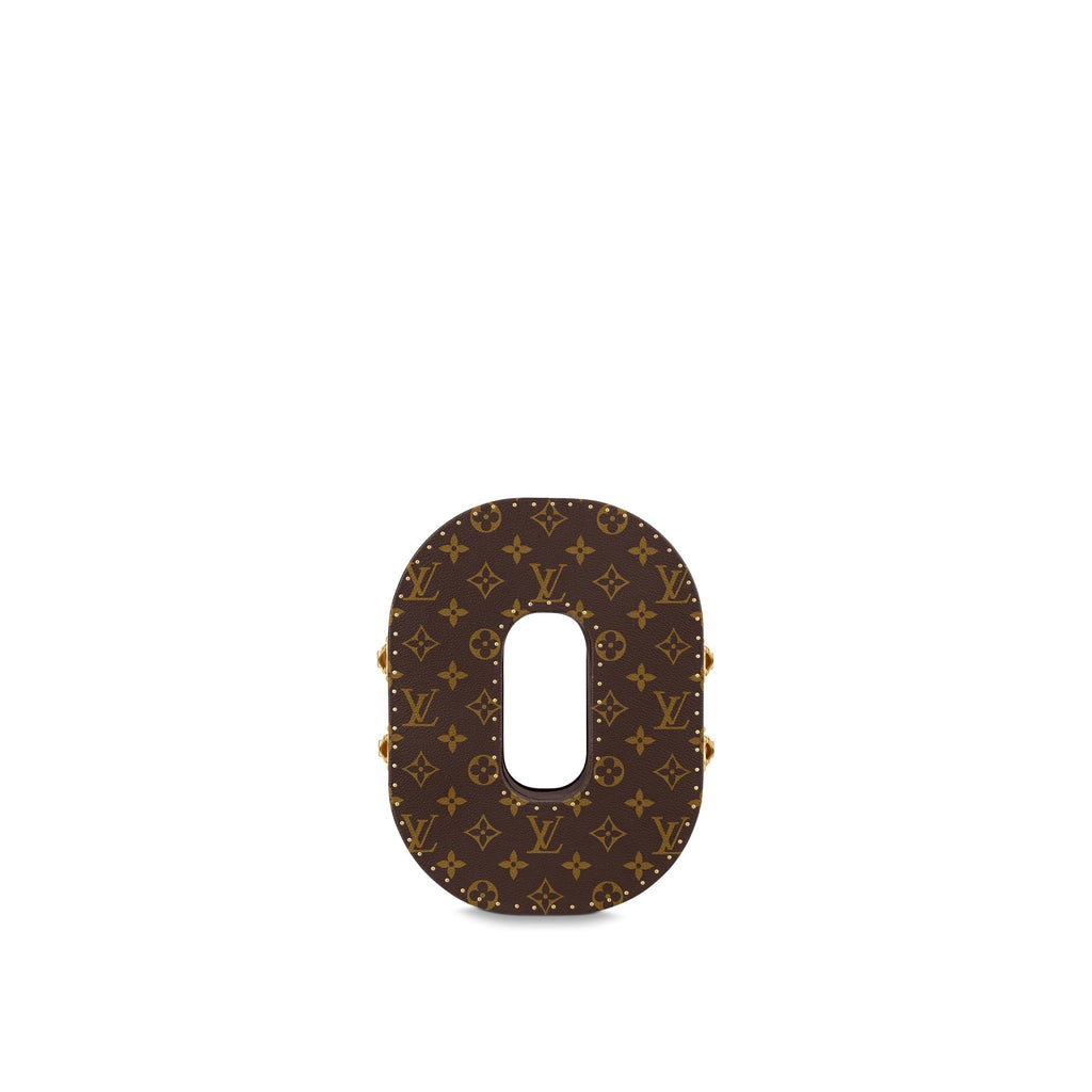 Letter Trunk O